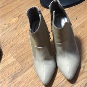 Micheal Antonio booties